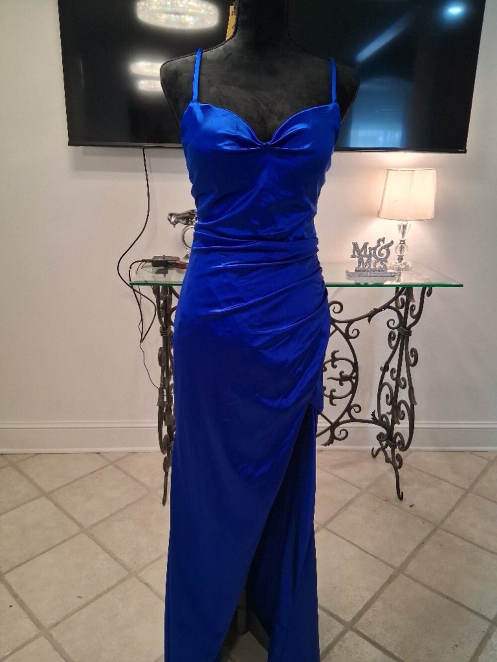 Blue Satin Spaghetti Strap Prom Dress 👗 w/ sweetheart neckline